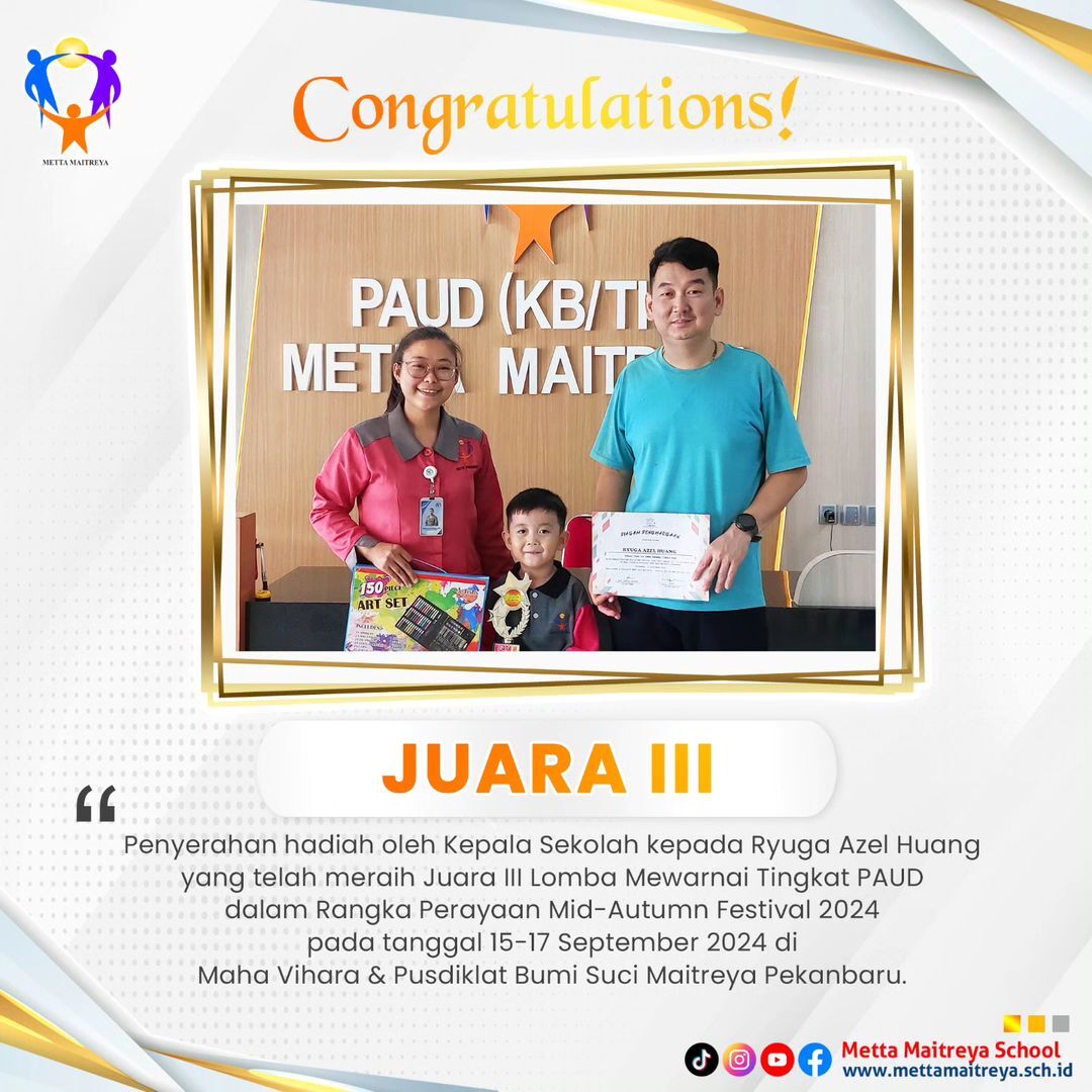 Penyerahan Hadiah oleh Kepala Sekolah dalam Lomba Mewarnai Tingkat PAUD dalam Rangka Perayaan Mid-Autumn Festival 2024 (1) | TK METTA MAITREYA